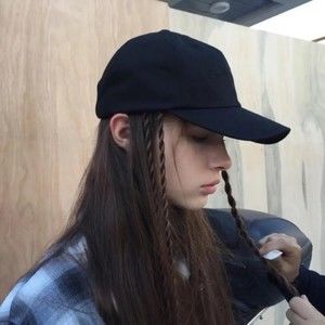 Meet your Posher, Serina